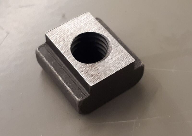 t-nut